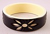 LG21 cast two tone cream/black cutout lucite bangle